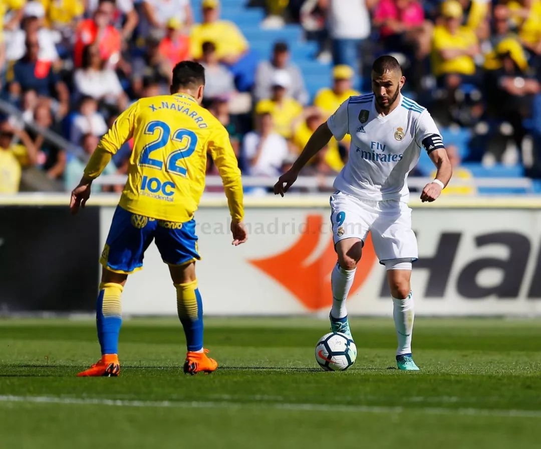 开云-里程碑夜！辽宁本钢队长鼓劲，荷甲转会期刷纪录，更衣室稳定，医务组通报恢复的简单介绍